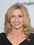 Nina Arianda