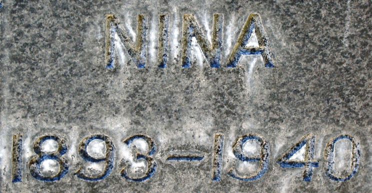 Nina Bell