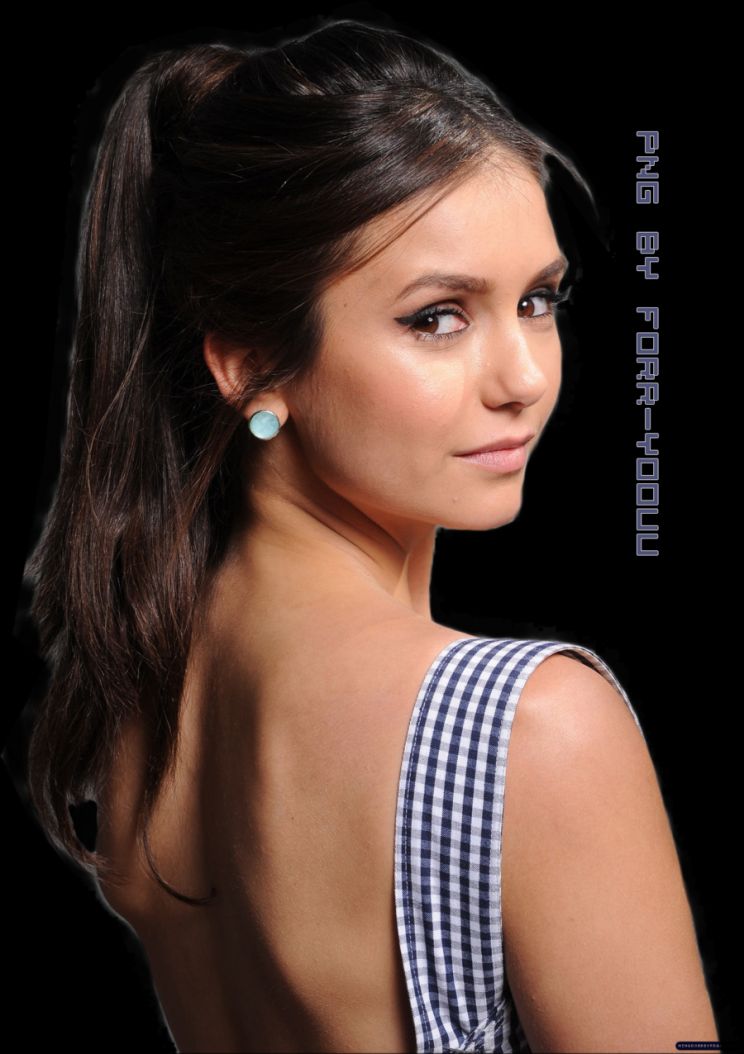 Nina Dobrev