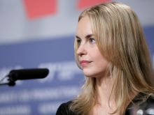 Nina Hoss #503042 picture (Landscape Medium)