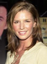 Nina Kaczorowski photo