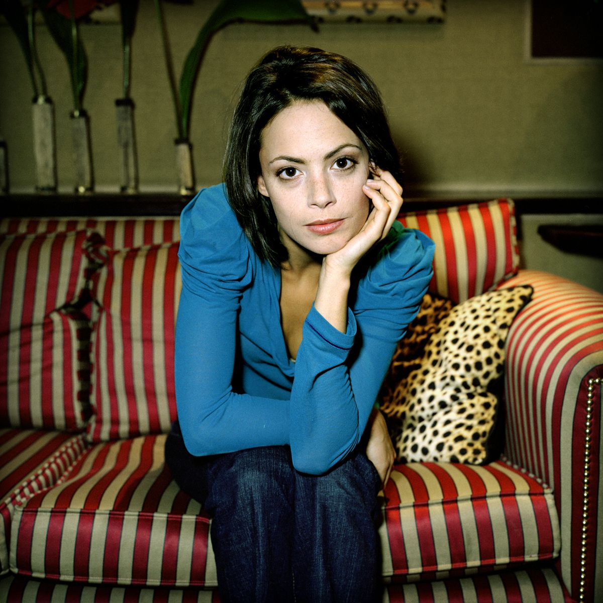 Pictures of Nina Siemaszko