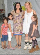 Nina Wadia #2512656 picture (Portrait Medium)