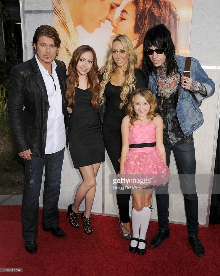 Noah Lindsey Cyrus