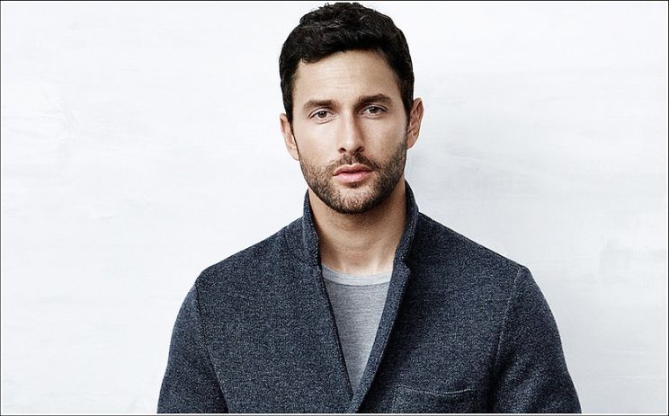 Noah Mills