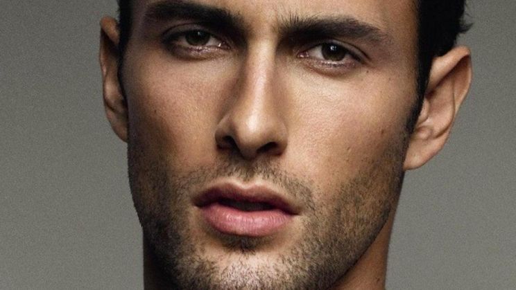 Noah Mills