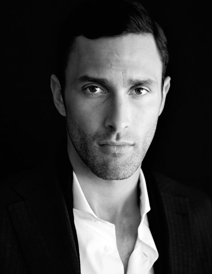 Noah Mills