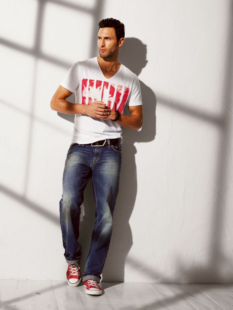 Noah Mills