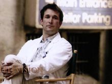 Noah Wyle #208152 picture (Landscape Medium)