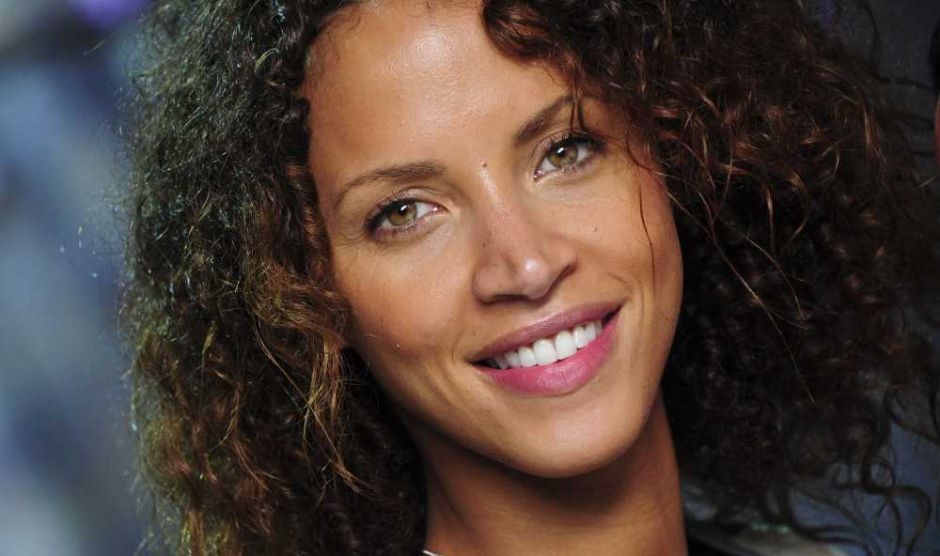 Pictures of Noémie Lenoir