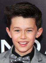Nolan Gross #1705073 picture (Portrait Medium)