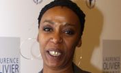 Noma Dumezweni