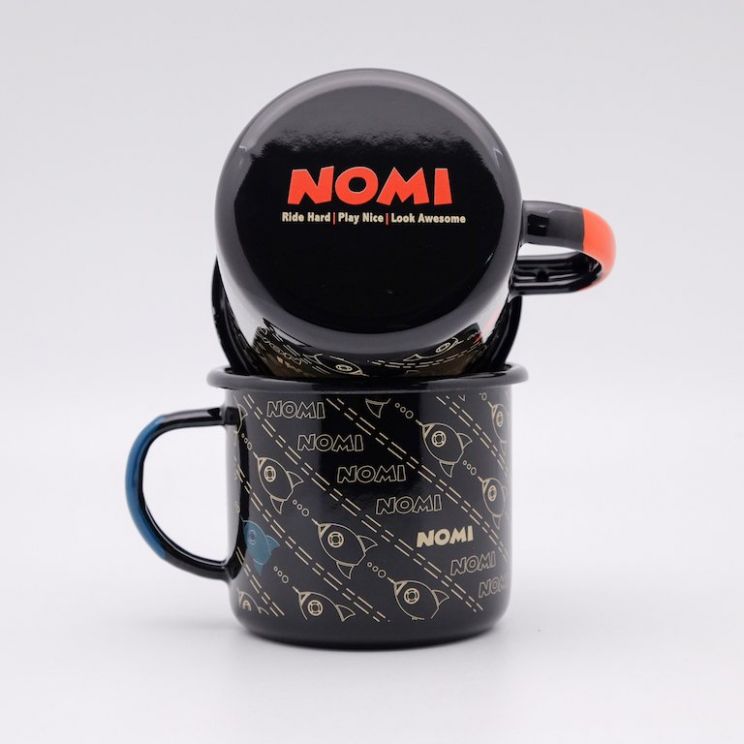 Nomi