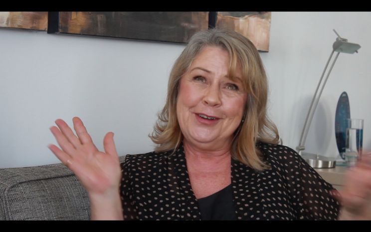 Noni Hazlehurst