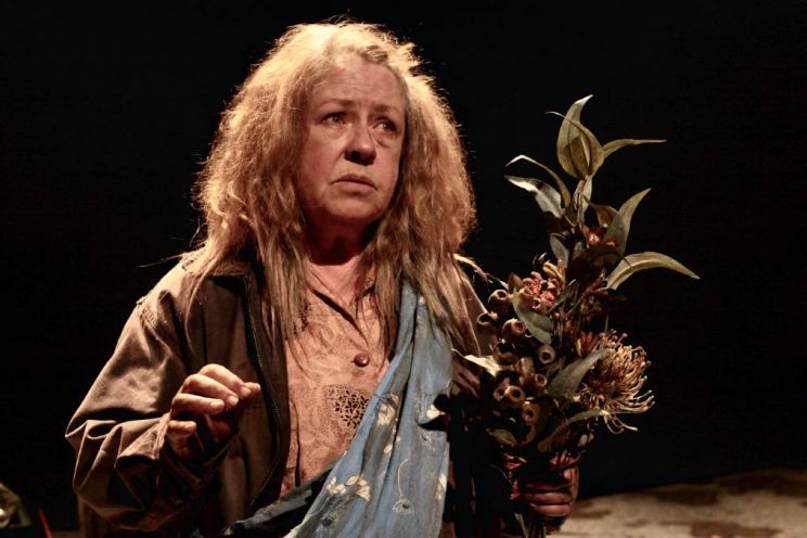 Noni Hazlehurst