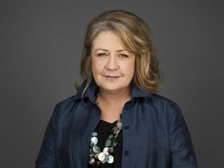 Noni Hazlehurst