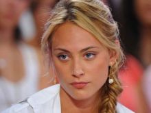 Nora Arnezeder