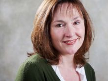 Nora Dunn