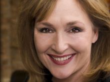 Nora Dunn