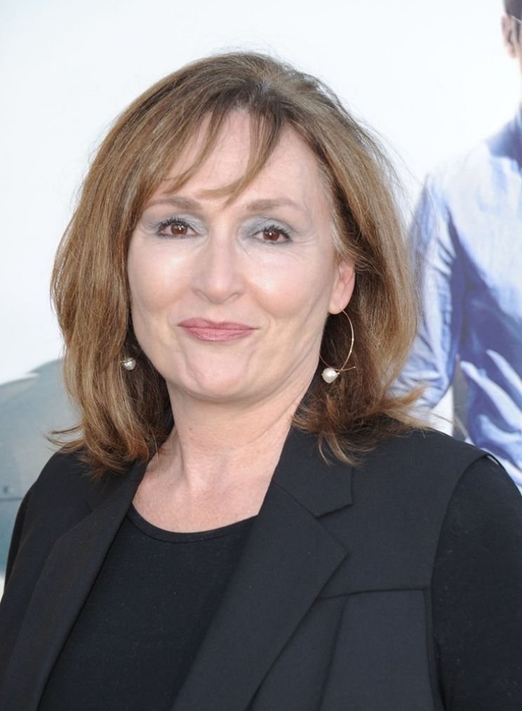 Nora Dunn