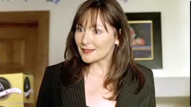 Nora Dunn
