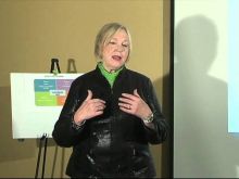 Nora McLellan