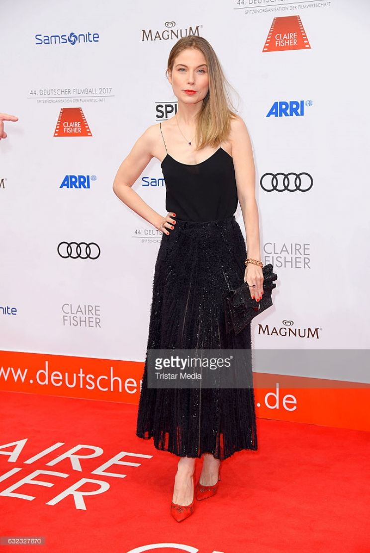 Nora von Waldstätten