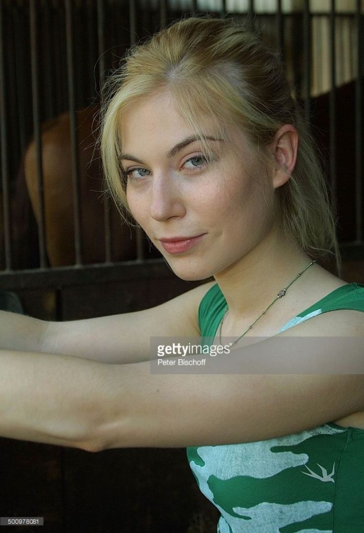 Nora von Waldstätten
