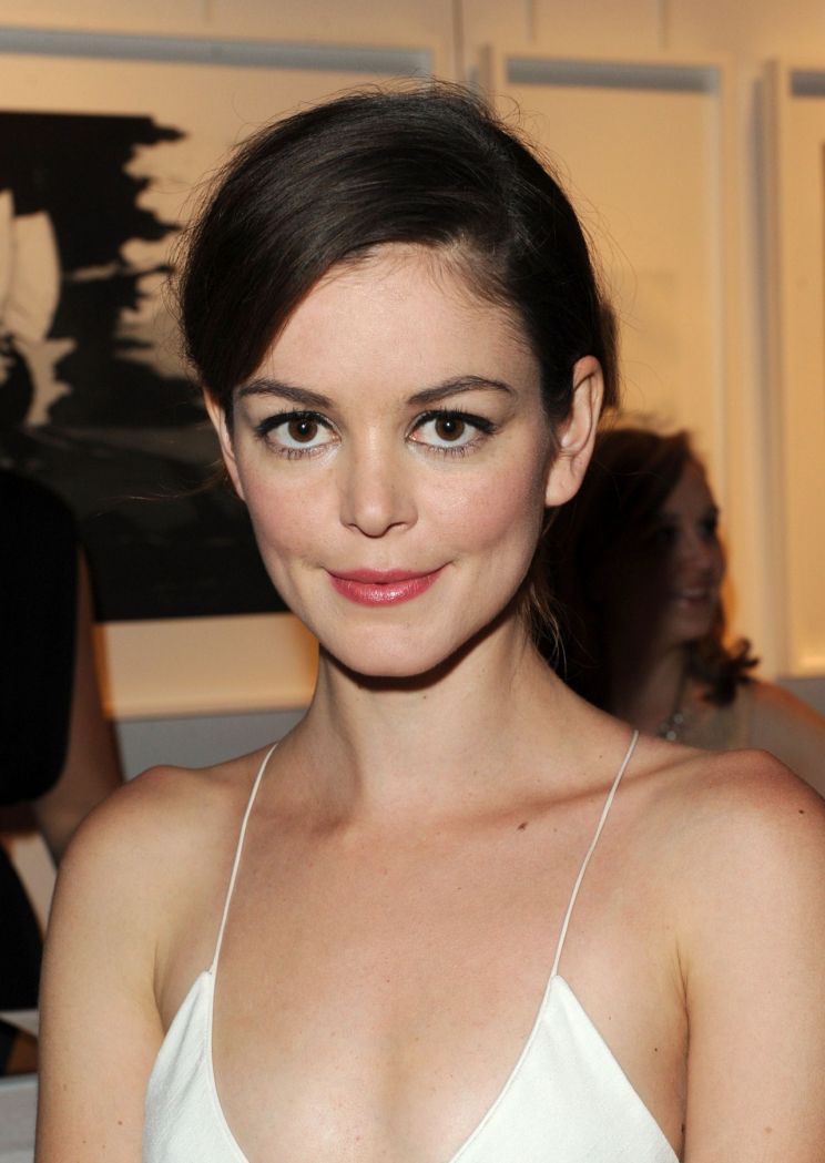 Nora Zehetner