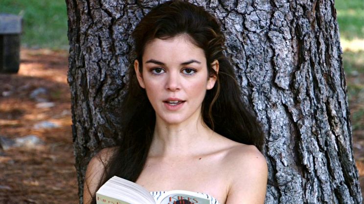 Nora Zehetner