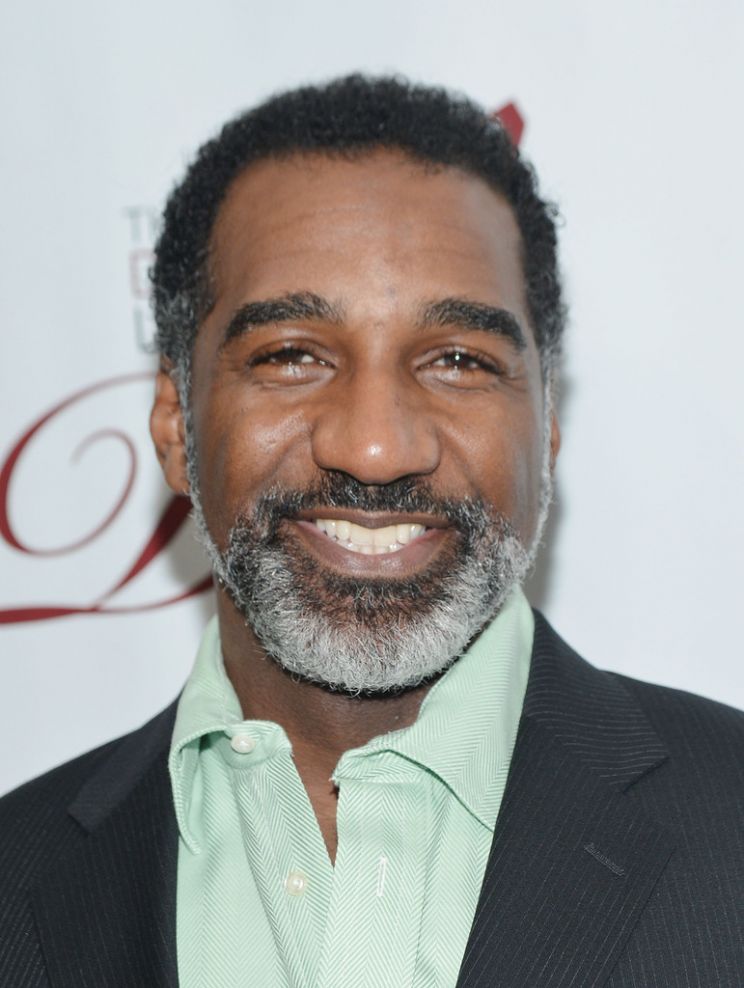 Norm Lewis