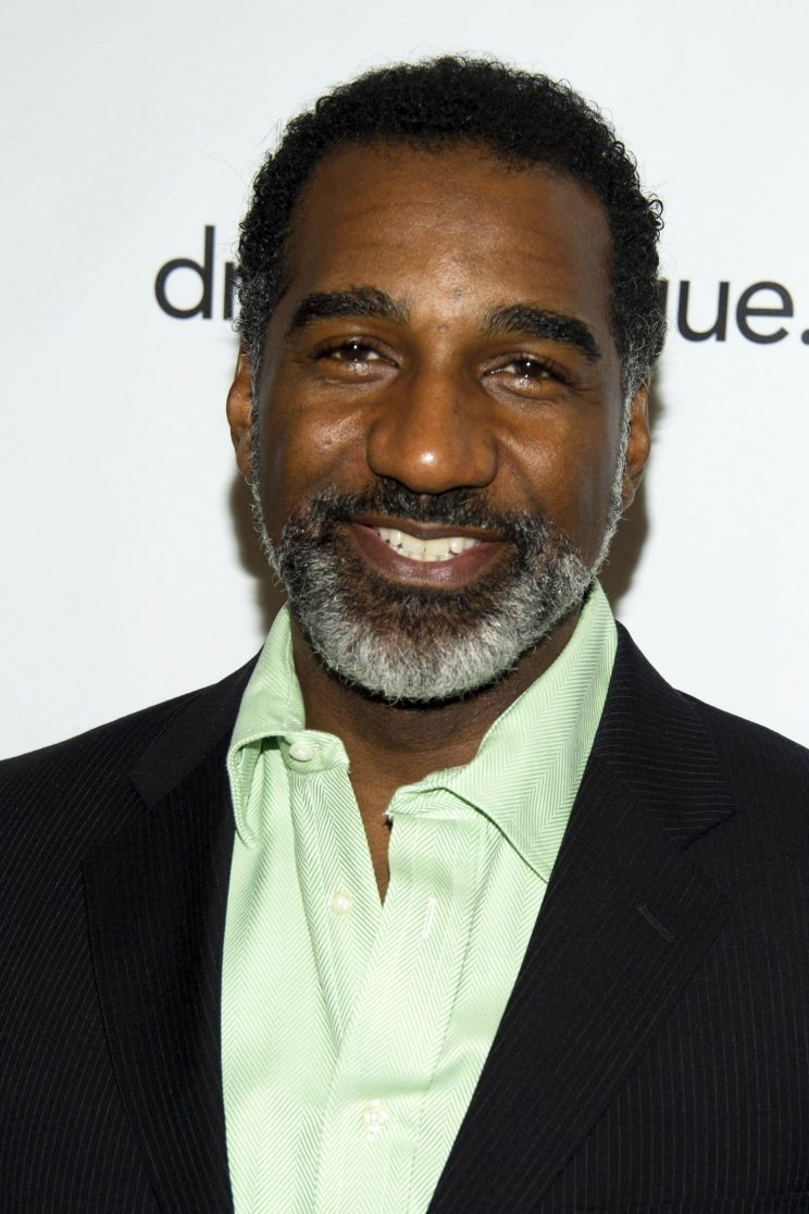 Norm Lewis