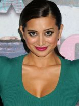 Noureen DeWulf