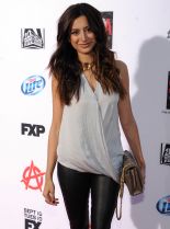 Noureen DeWulf