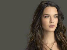 Odette Annable