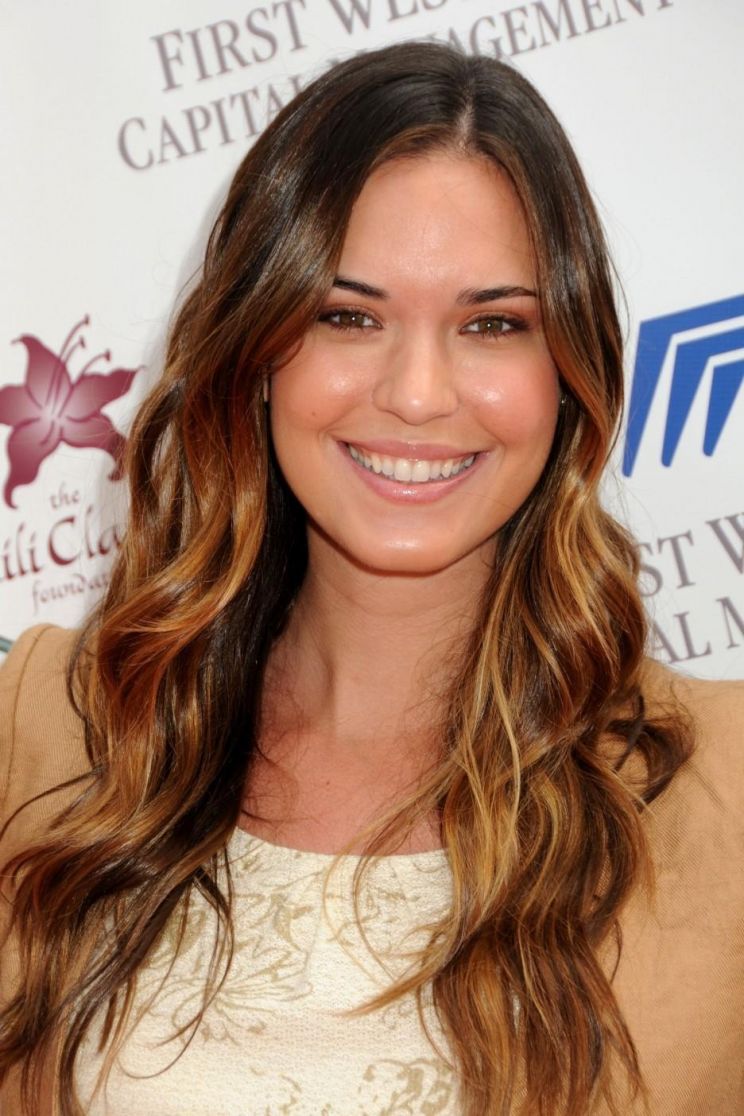 Odette Annable