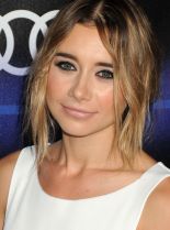 Olesya Rulin photo