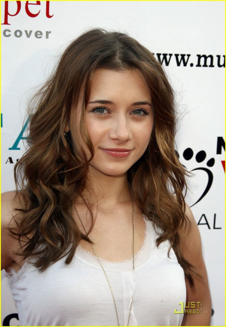 Olesya Rulin