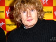 Oliver Chris