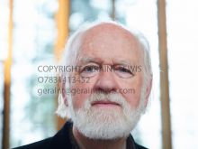 Oliver Ford Davies