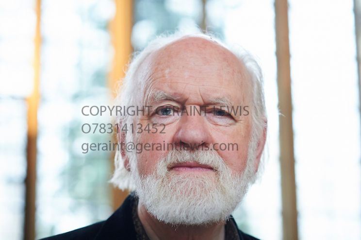 Oliver Ford Davies