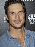 Oliver Hudson