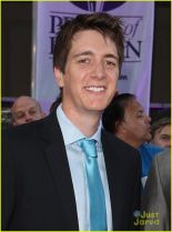 Oliver Phelps