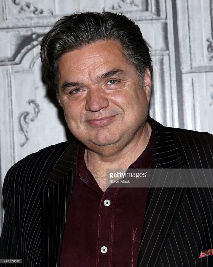 Oliver Platt