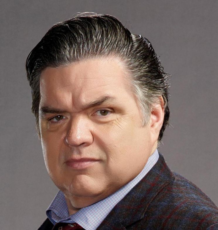 Oliver Platt