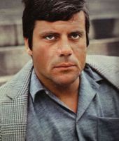 Oliver Reed