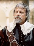 Oliver Reed