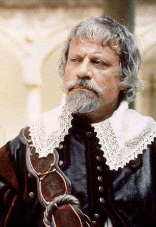 Oliver Reed