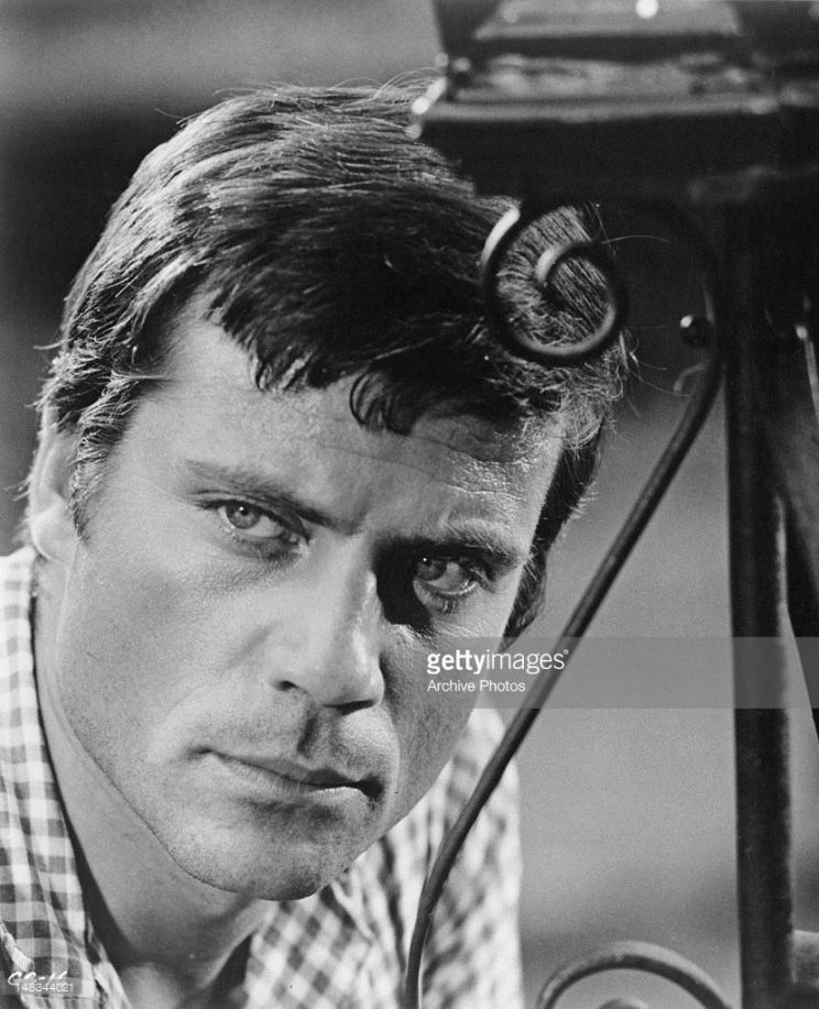 Oliver Reed