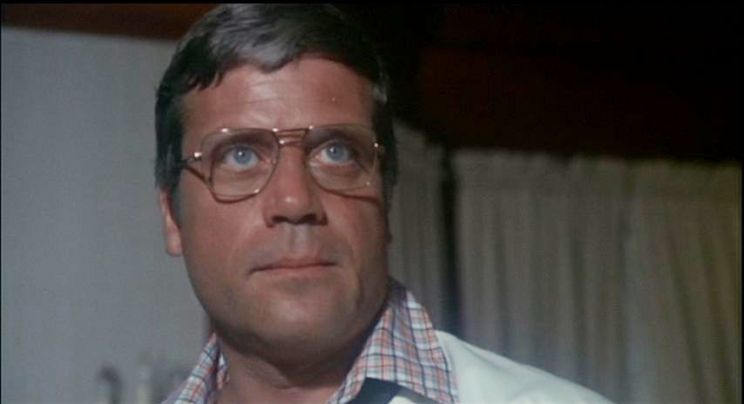 Oliver Reed